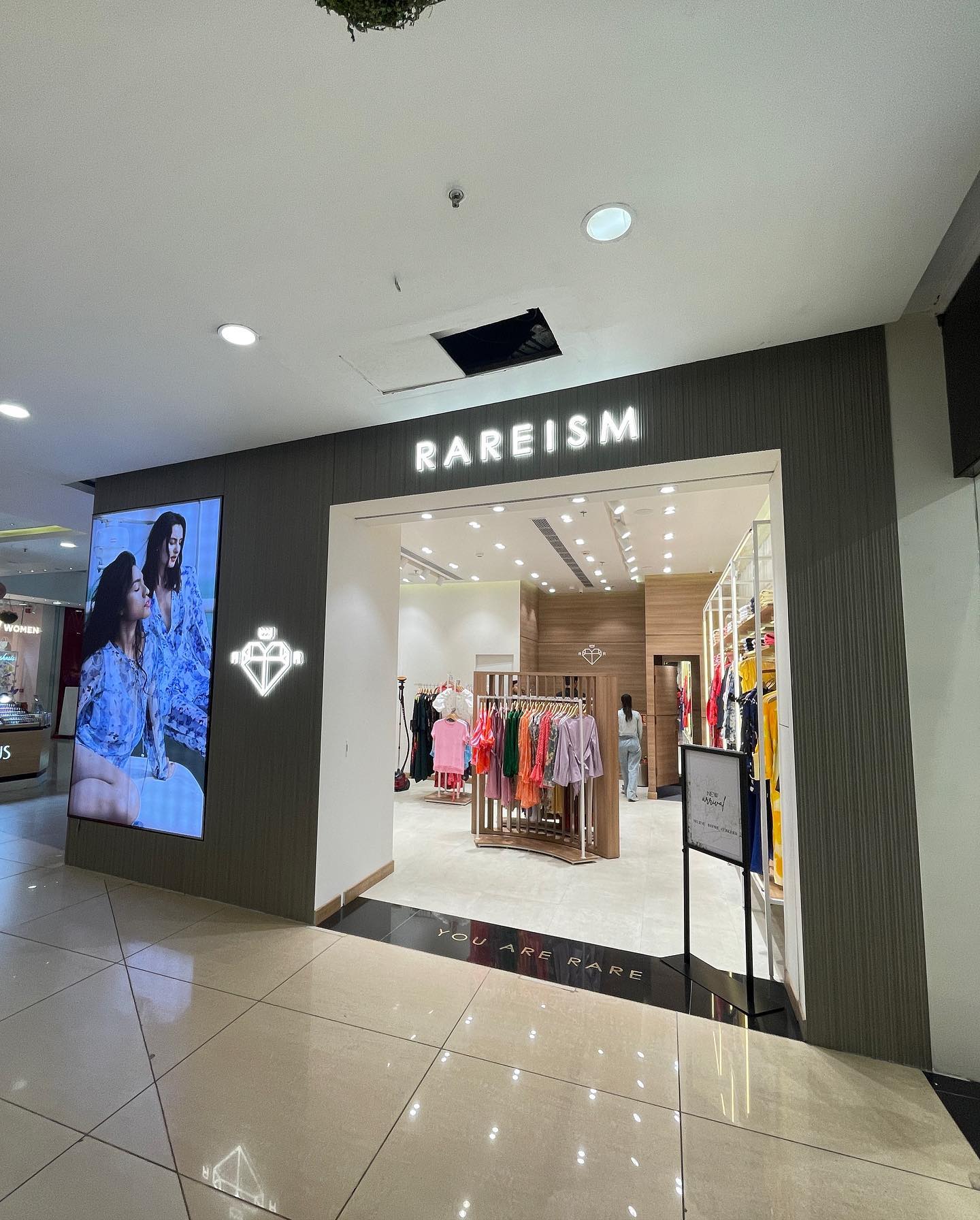 Rareism – Retail Fit-out (Turnkey)